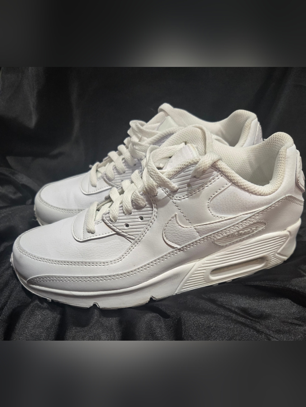 White Nike Air Max 90s Size 7Y